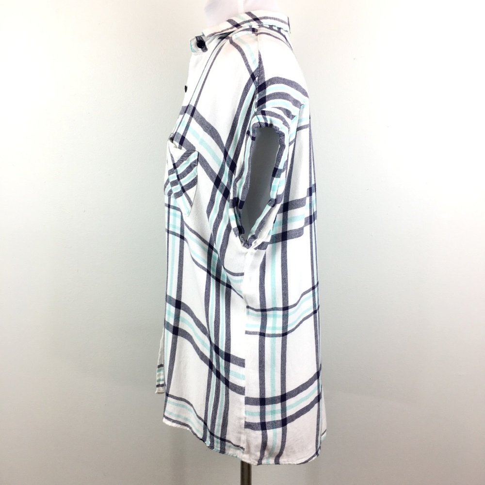 Rails Sz L Britt Short sleeve button down flannel - Picture 7 of 8